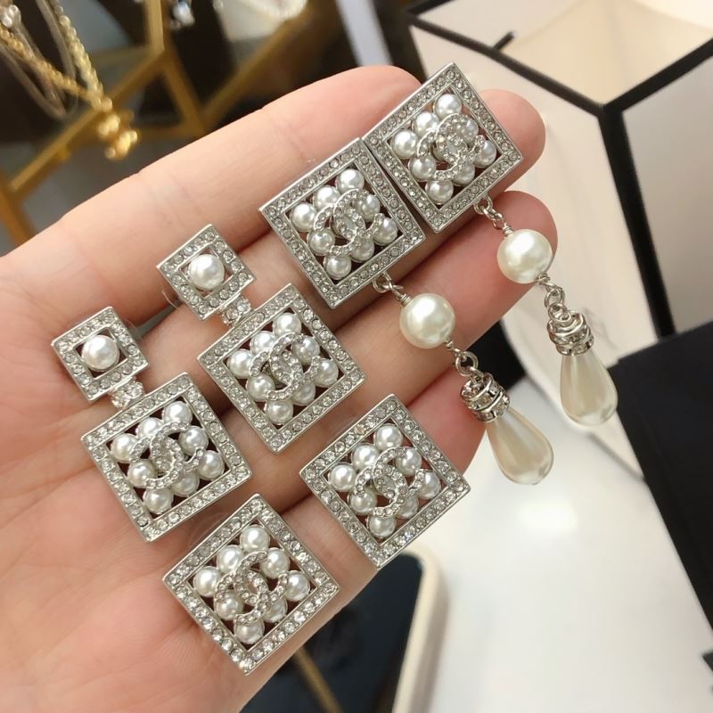 Ch**el earrings